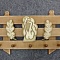 Вешалка резная с рисунком (тонированная), 5 крючков